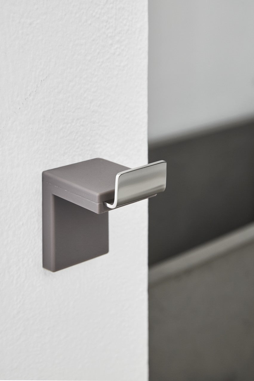 GEELLI INLINEA WALL HANGER