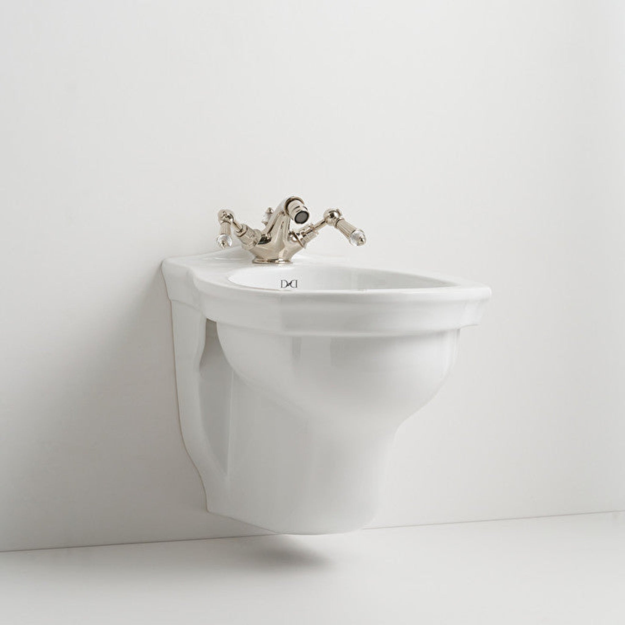 DEVON&DEVON WESTMINSTER WALL-HUNG BIDET
