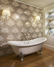DEVON&DEVON CHÉRIE BATHTUB WITH FLORA FEET